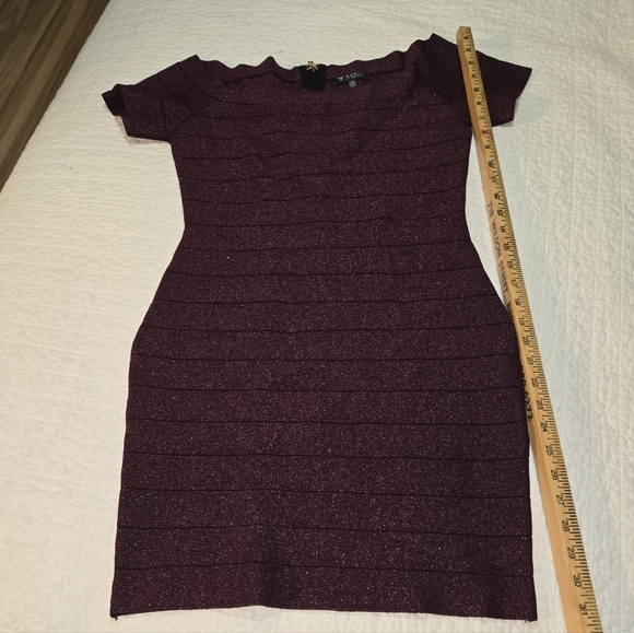 Guess Bodycon Cocktail Dress Cranberry Metallic Size 6 Party Event Date Night - Picture 4 of 9